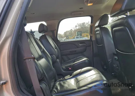 2007 Chevrolet Tahoe K1500 из США, поврежденный, VIN 1GNFK13027J229331